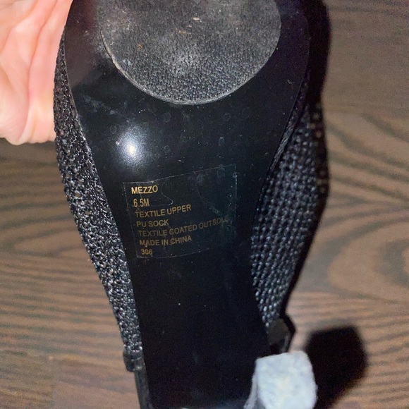 Like new steve madden MESH SUPER HOT HEELS - Picture 4 of 5